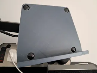 Vesa support for 10 inch tablet