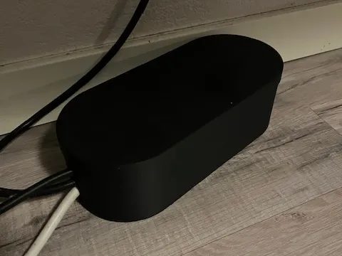 Cable management box with lid