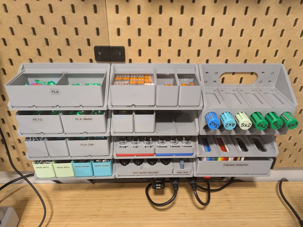 Skadis Gridfinity Slider Drawers view 2