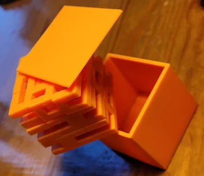 Childrens cube-chain cube - a toy for phantasy