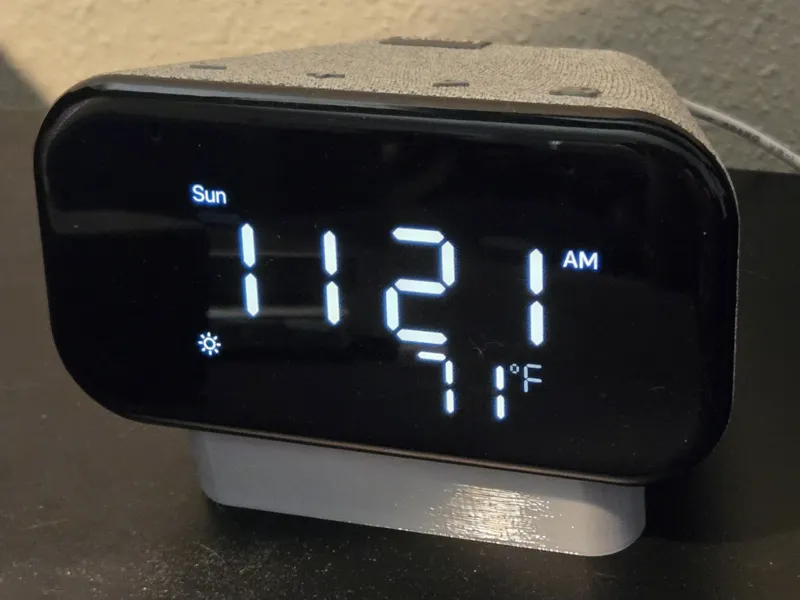 Lenovo Smart Clock Essential Riser