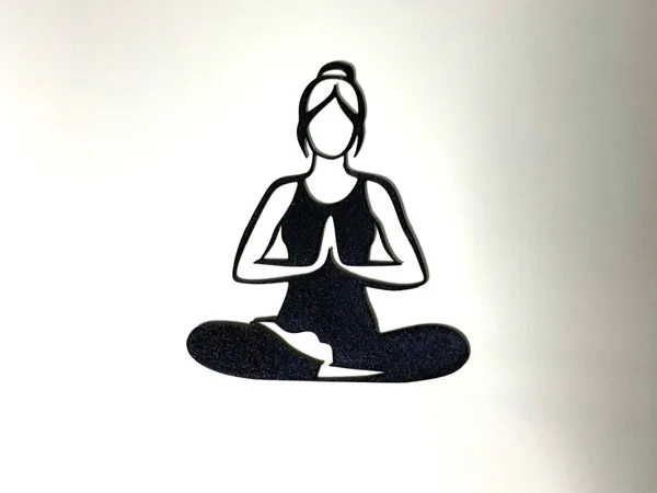 Figurine de méditation minimaliste