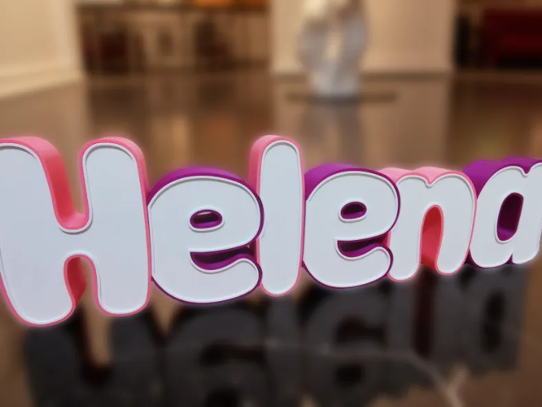 Helena nameled