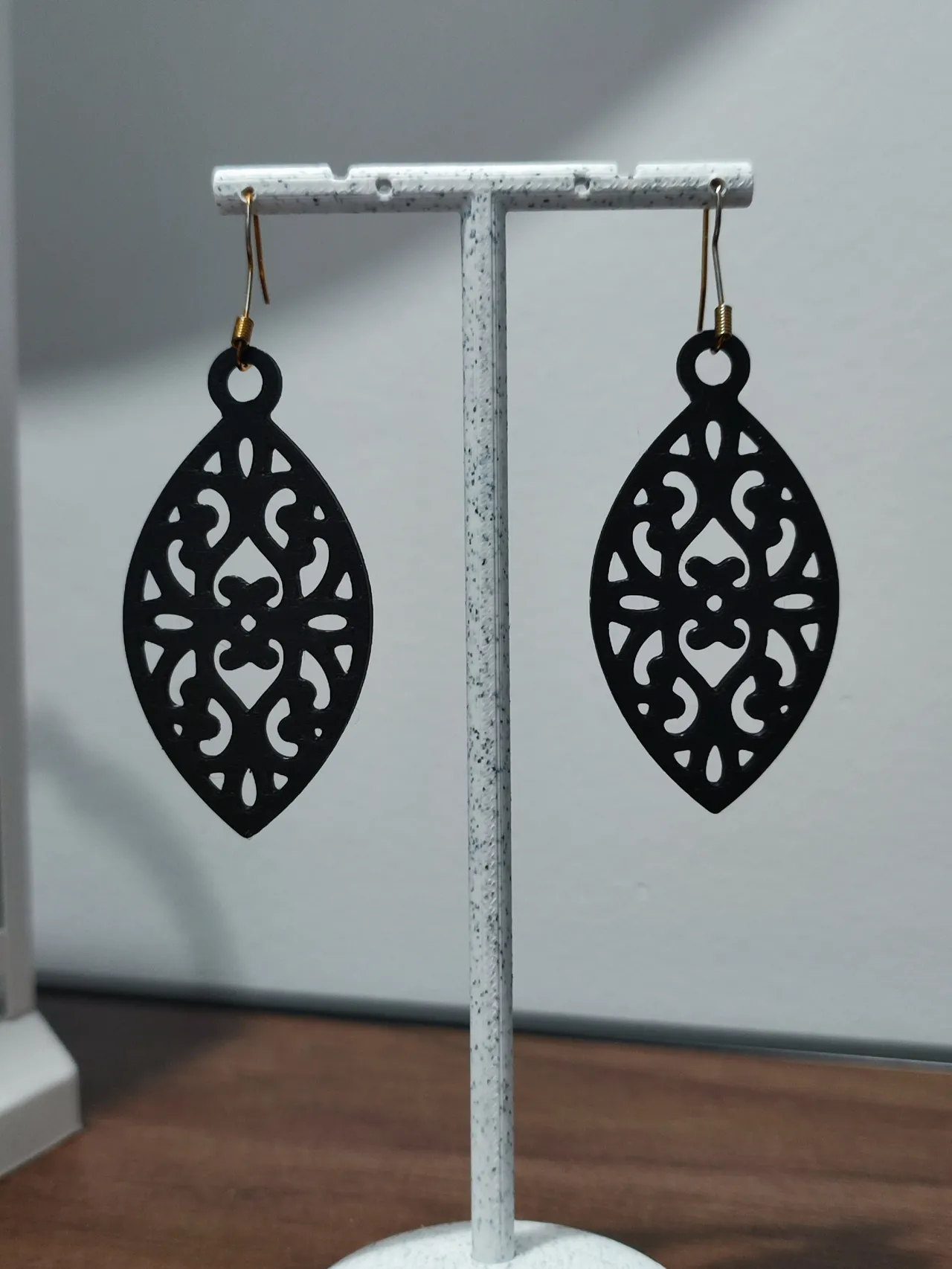 Aretes Linaje Real view 3