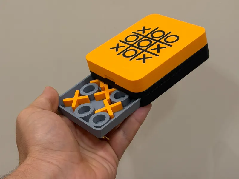 Tic Tac Toe Tascabile con Cassetto Scorrevole