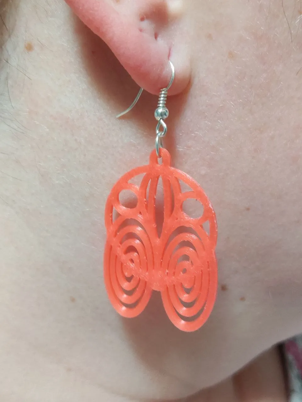 Love curves Earrings view 2