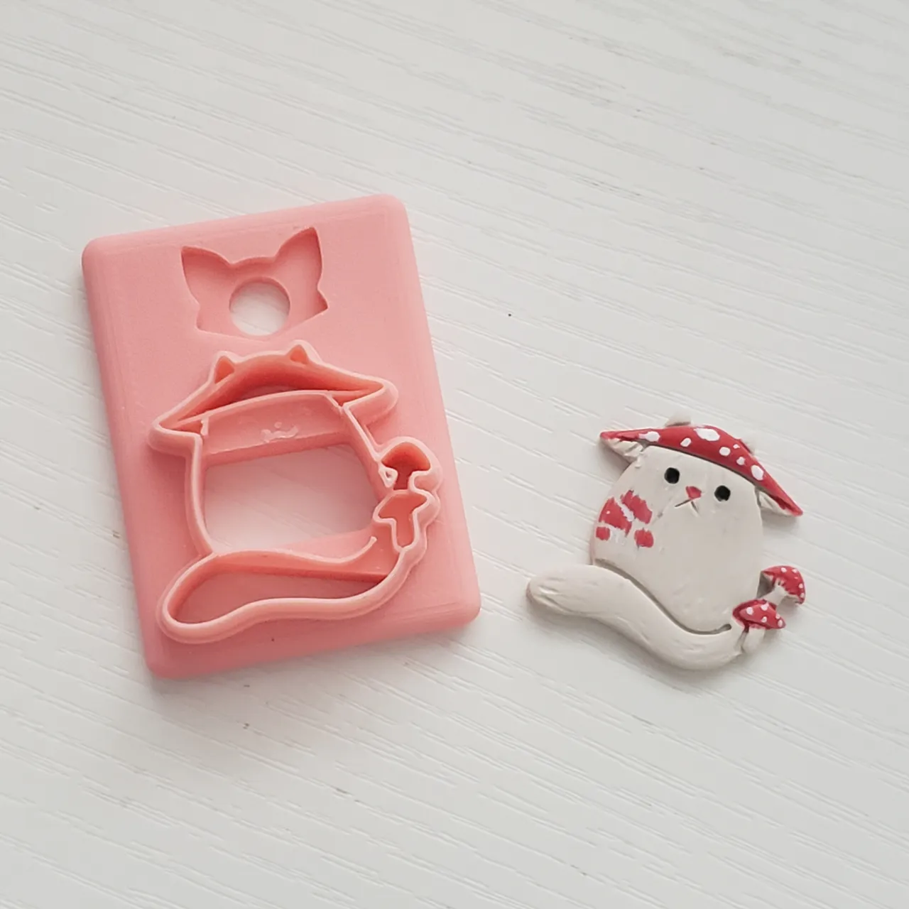 Fat Mushroom Cat Polymer Clay Earring Cutter view 2