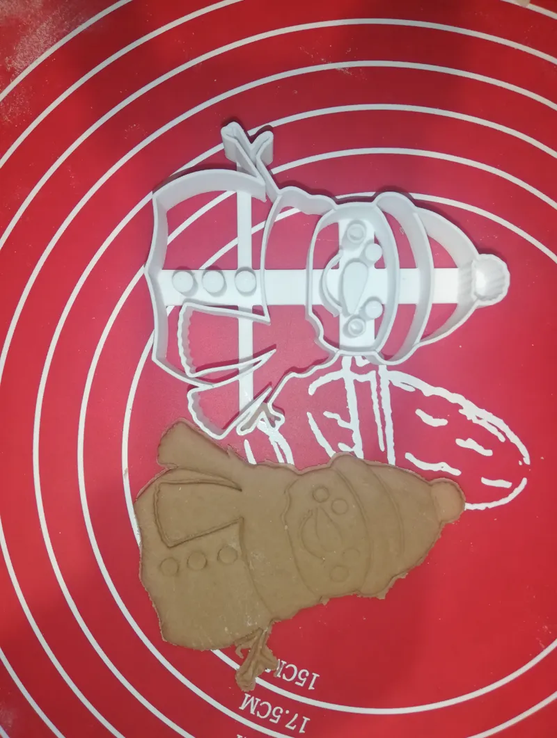Snowman cookie cutter christmas