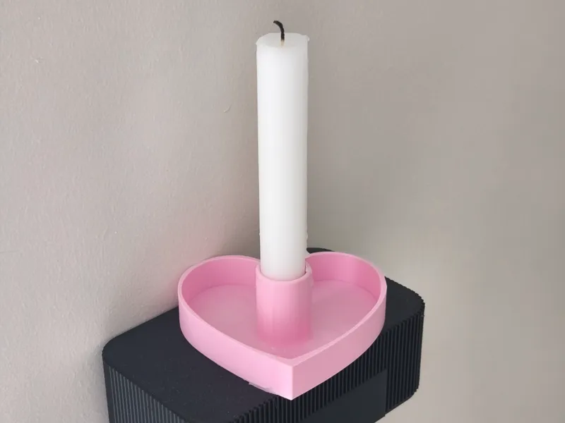 Bougeoir en forme de cœur universel