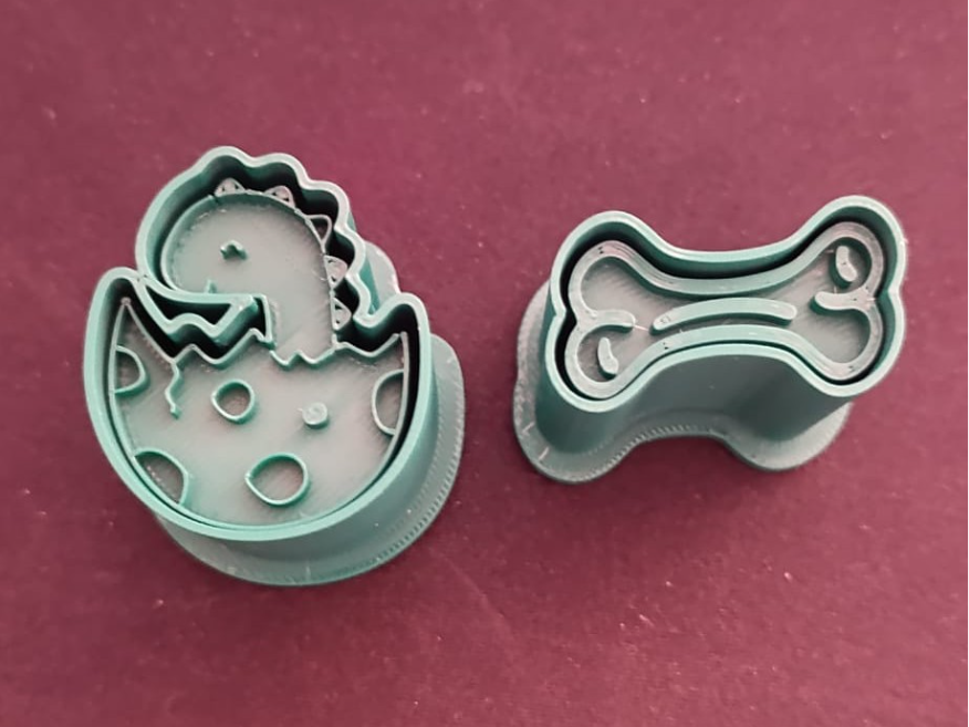2 ejector molds for brigadeiros- dino fofo 