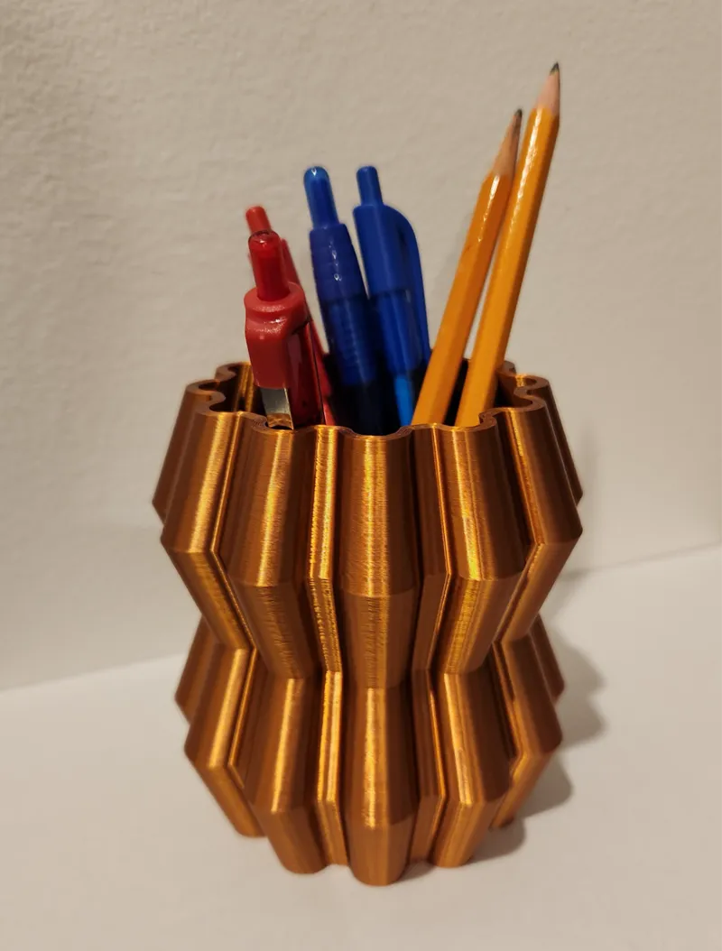 Double Waves Pen Holder