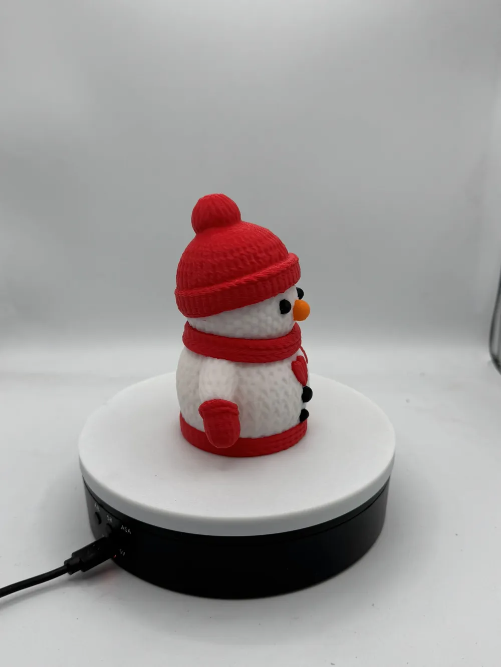 Cute Knitted Snowman with Heart - Free 3D Print Model - MakerWorld