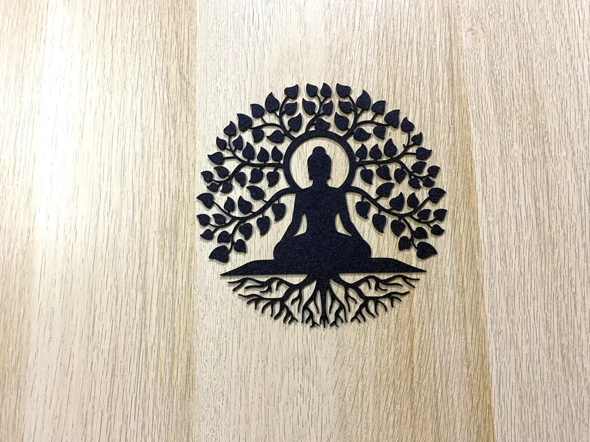 Bouddha sous l'arbre de la Bodhi