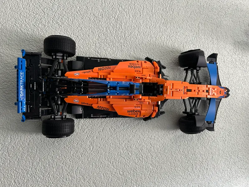 42141 McLaren Formula 1 Car Wall Mount