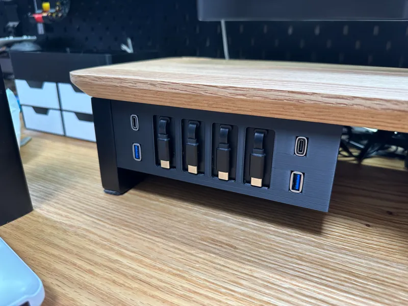 模块化桌面增高架8口充电站（使用海备思伸缩线）