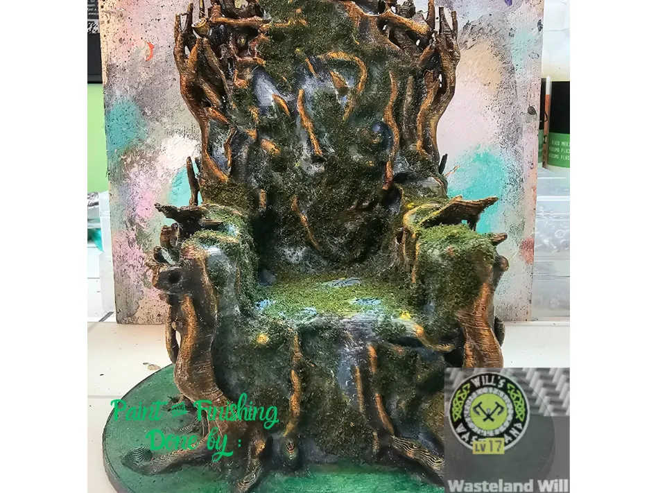 Handgefertigte antike Exil-Ornament-Sammlerfigur mit besonderem Design, riesige geflügelte, mächtige Kreatur-Figur