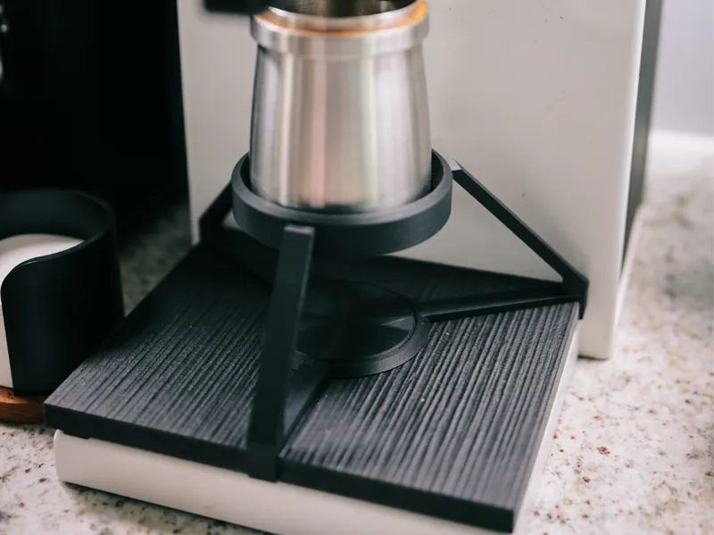 Bentwood Vertical 63 dosing cup support