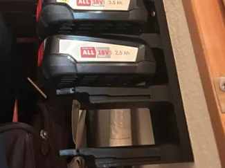 Bosch 18v Wandhalterung 4 Akkus