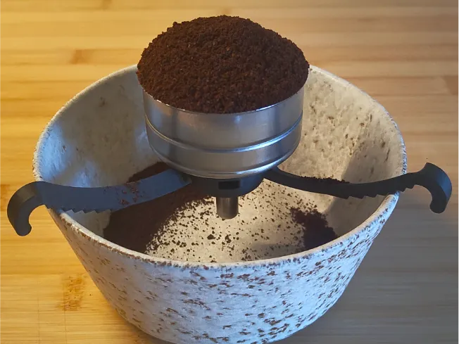Mokapot filter holder