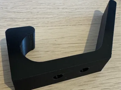 Wall-mounted coat rack