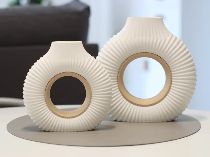Minimalist Ribbed Donut Vase Dual-Tone Design