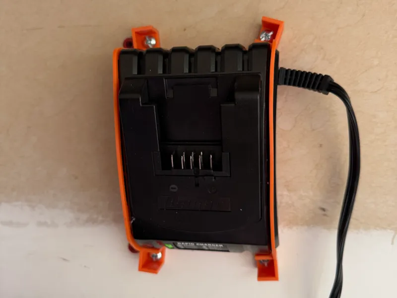 Bauer Charger Wall Mount (minimal)