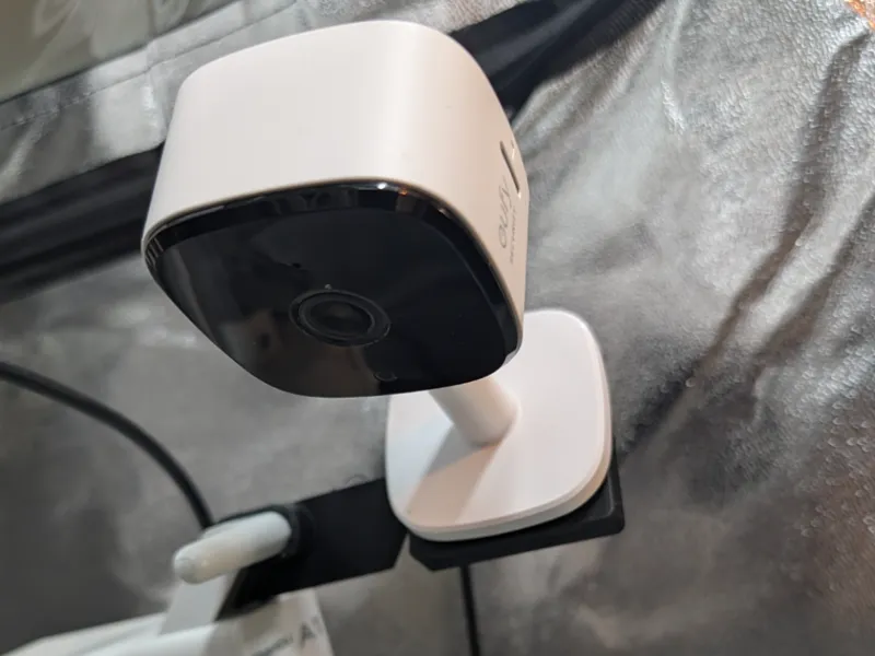 Eufy Indoor Camera Mount for A1/Mini - Top Angled