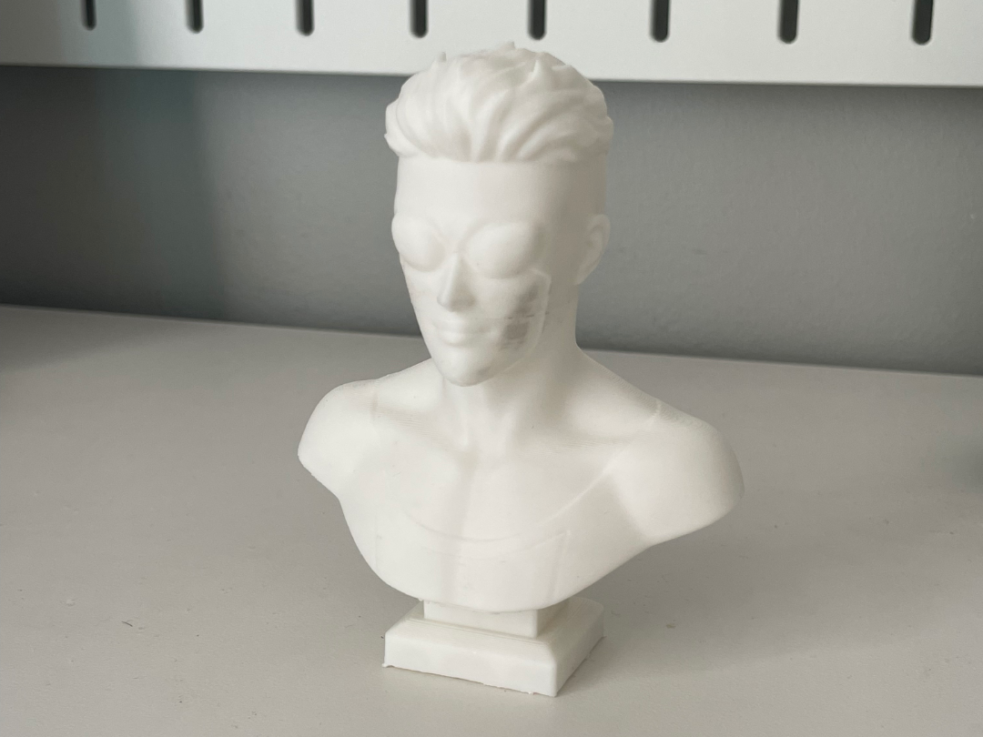 Invincible | Mark Grayson - Bust