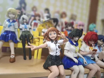 Modelo para impresión 3D: 私立リント学園 №27 麗日お茶子【4色】 — vista de referencia 3