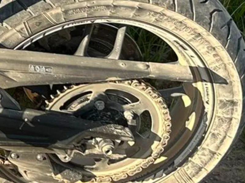 Triump Tiger 800, chain guard extension