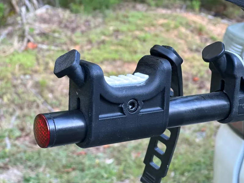 Mountain Bike rectangular top tube cradle for car