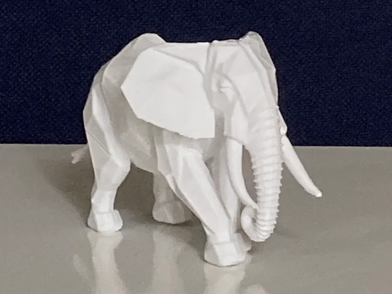 éléphant low poly