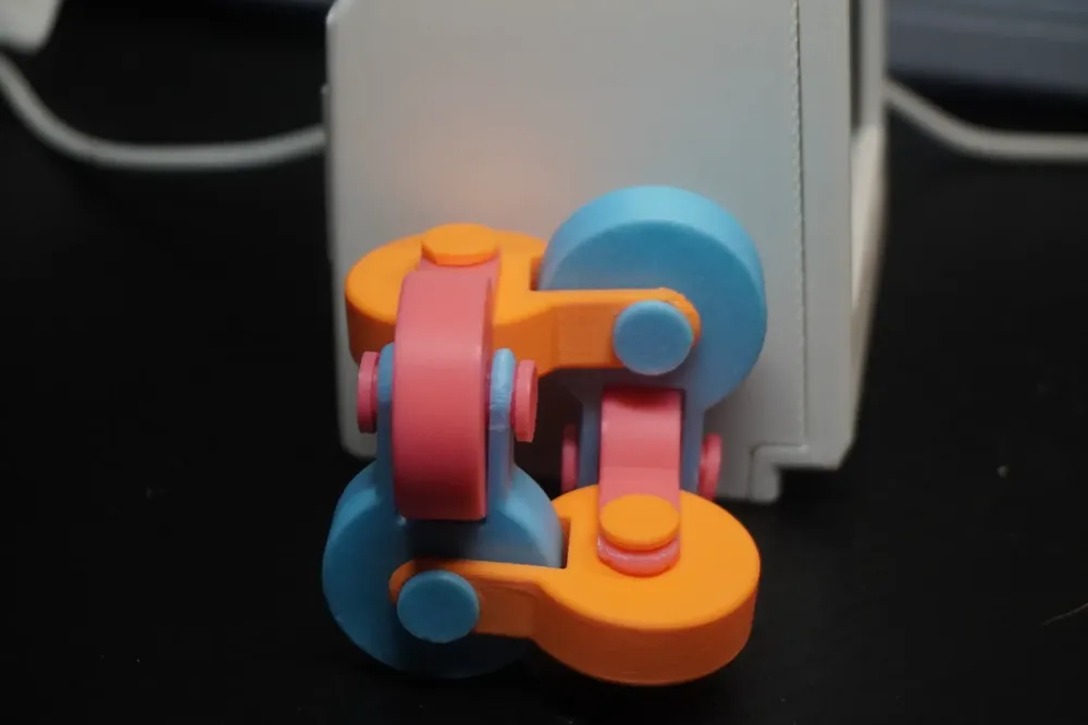 Infinitely Rotating De-Stress Toy (Ultra Smooth) by user_3756321400 ...