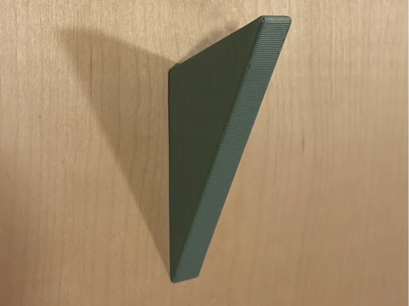 Simple coat hanger - screw mounted