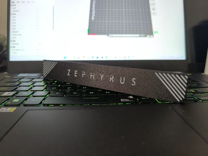 ROG ZEPHYRUS Laptop Riser.幻16 脚垫 ROG 笔记本脚垫，笔记本支架