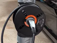 Support de chargeur mobile Tesla et range-câble — photo 2