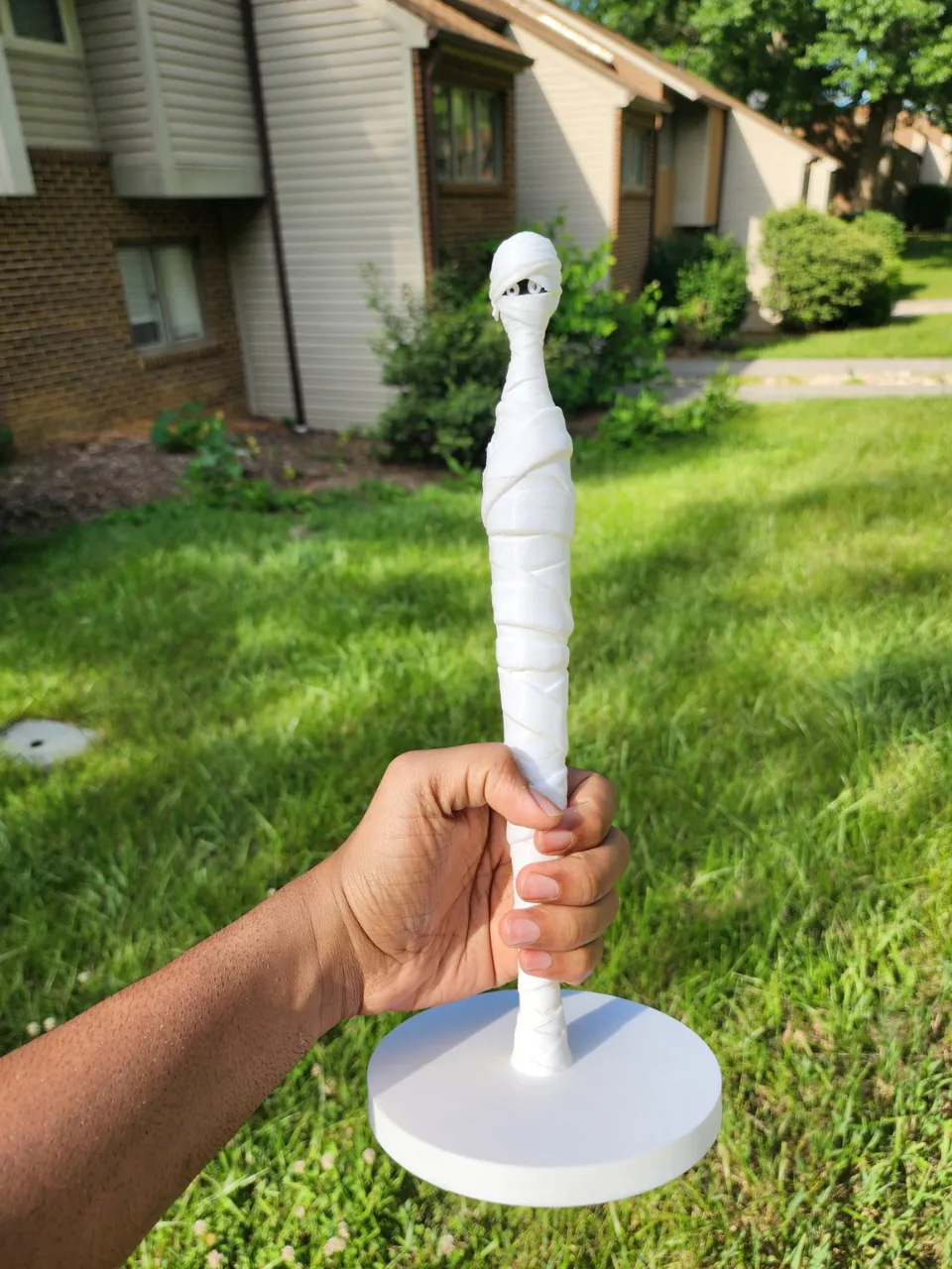 Mummy Paper Towel Holder - Spooooooky view 3