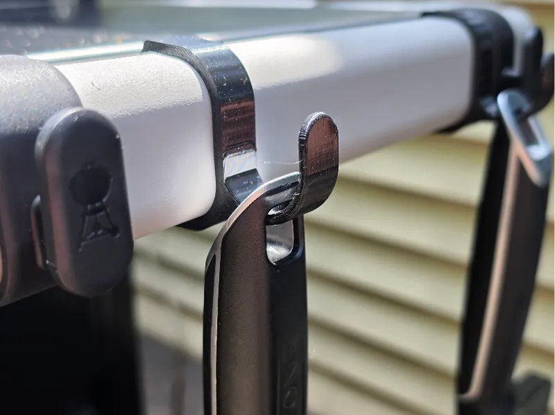 WeberWorks Slate grill hook