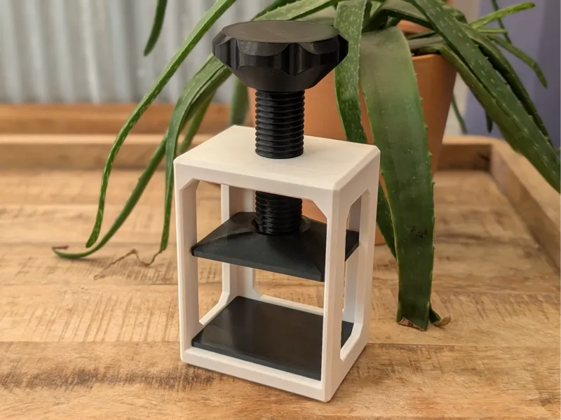 The STURDY DECK PRESS