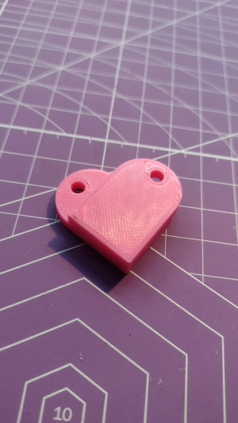Simil brick (L3go) heart keychain/earrings view 4