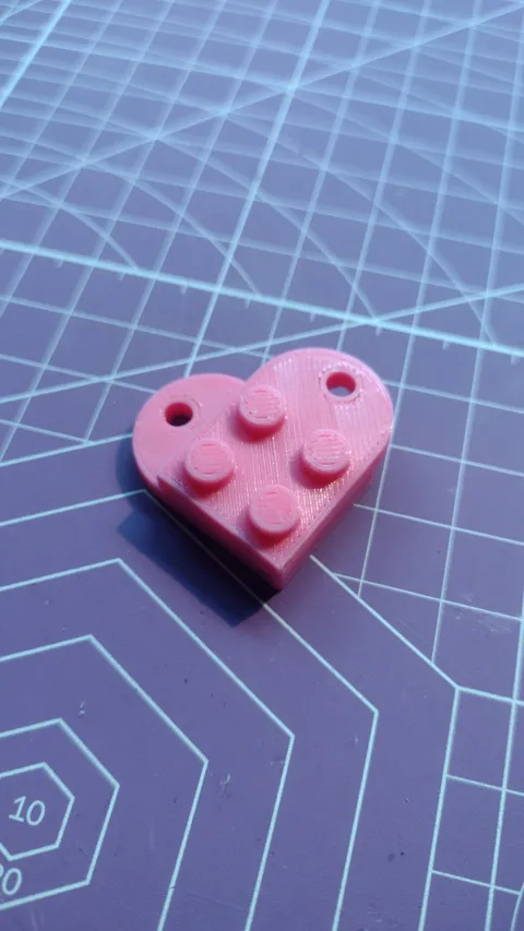 Simil brick (L3go) heart keychain/earrings view 3