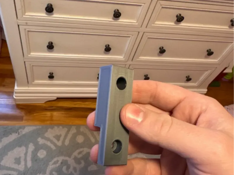 Stella Dresser/Bookcase Bracket