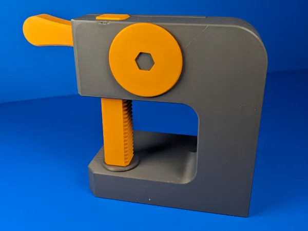 https://makerworld.bblmw.com/makerworld/model/US7eb9bdbf2a5e9e/design/2025-11-20_7da7d6651e7ca8.jpg