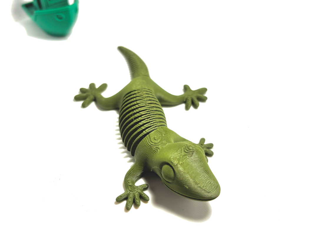 Springy Flexi Lizard (free commercial use)