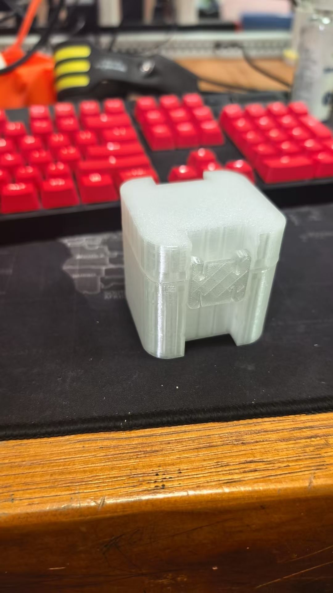 Miniatura 5 do modelo 3D 堆叠盒