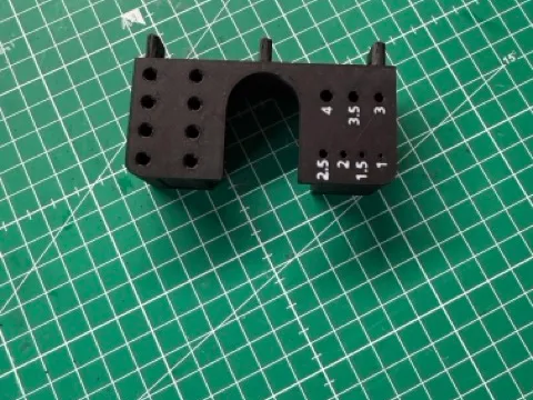 Skadis support for Dremel 8100