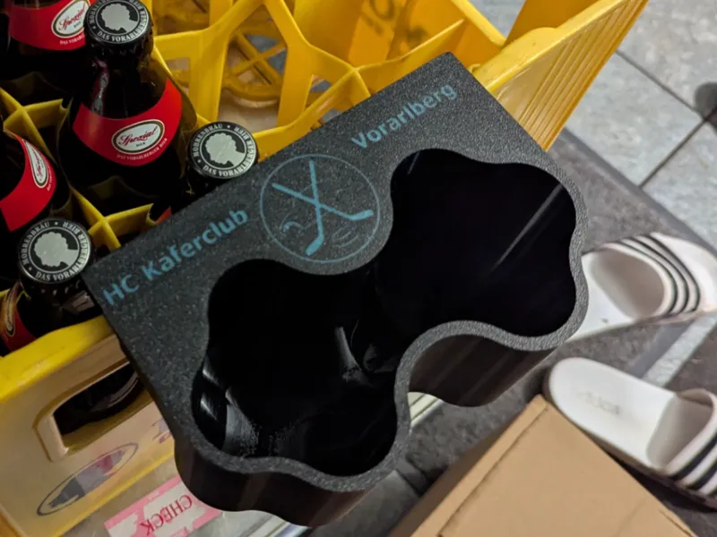 Kronkorkenbehälter ohne Schriftzug und Logo