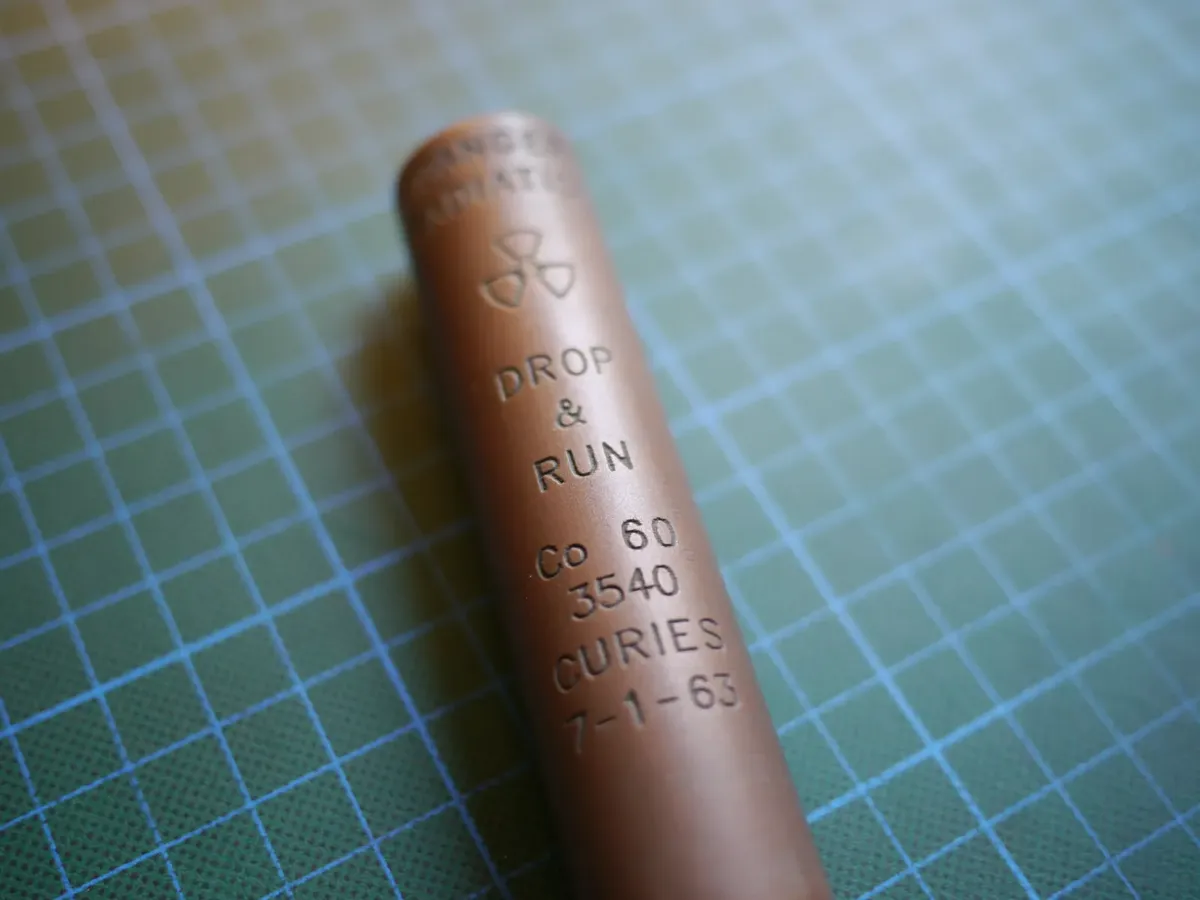 Cylindre source Cobalt 60 « Drop & Run »