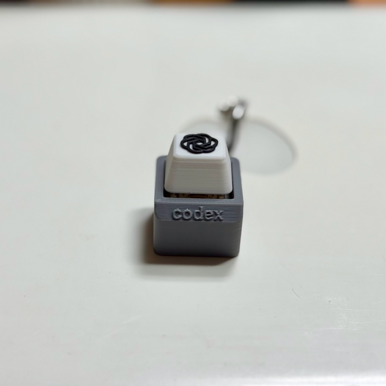 Miniatura 2 do modelo 3D AI Magic Button - Clicker