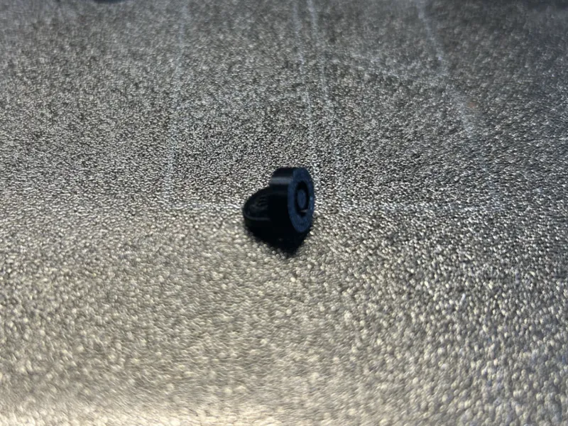 Goral 815 Spring holder 0,5x5x20